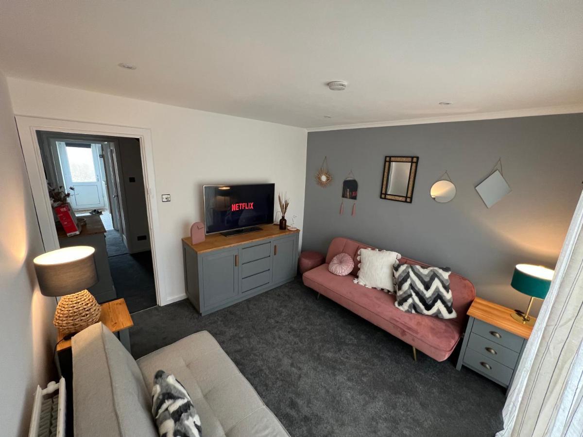 House Sleeps 8. 2Bedrooms & Sofa Beds In Sitting Room 巴斯 外观 照片